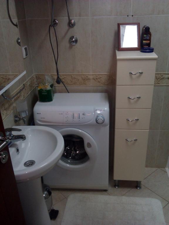 Apartmani Petrovac Na Moru Room photo