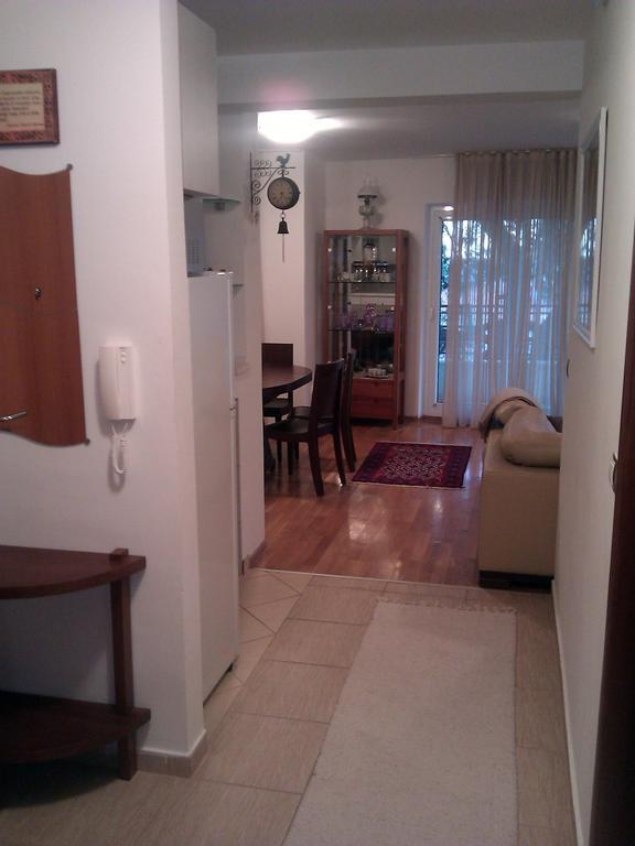 Apartmani Petrovac Na Moru Room photo